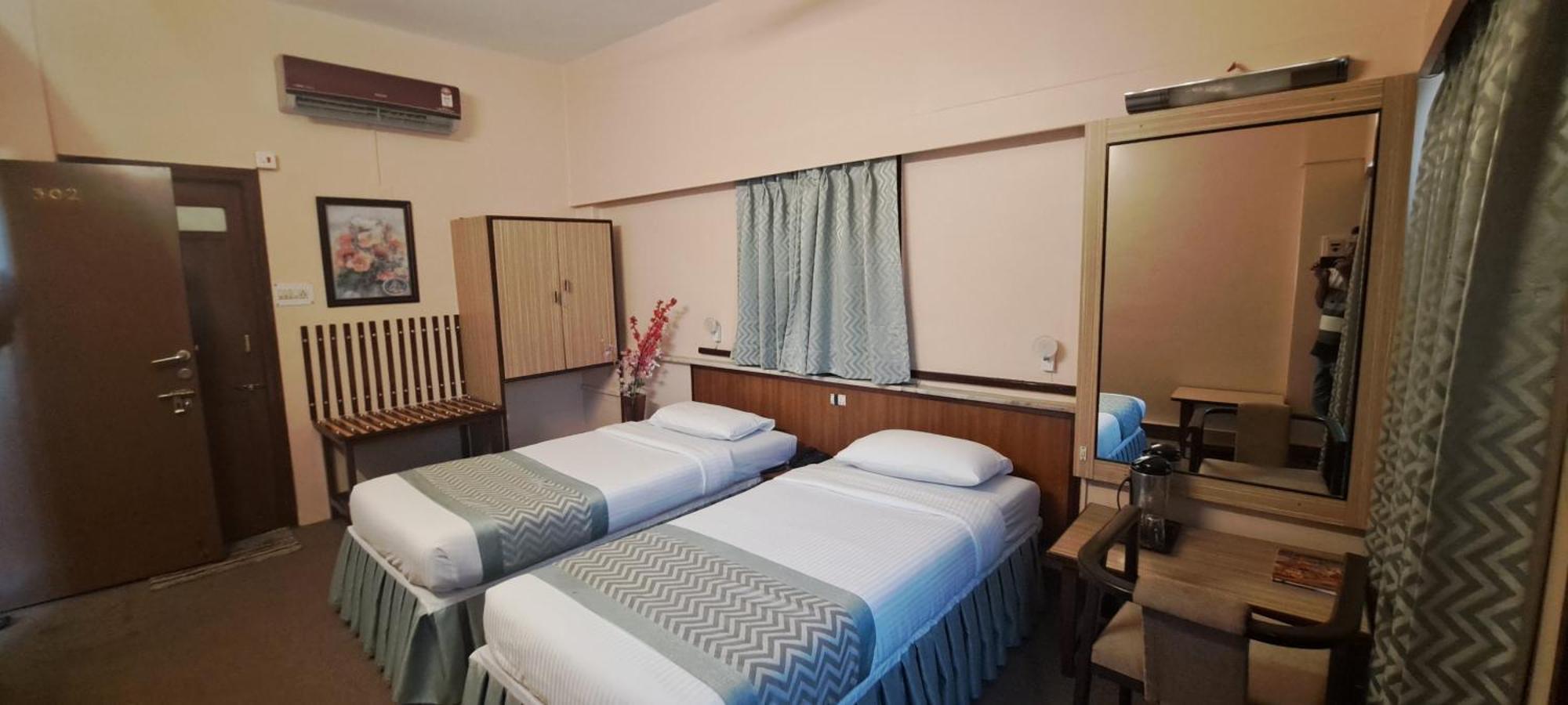 Hotel Swaroop بونة المظهر الخارجي الصورة